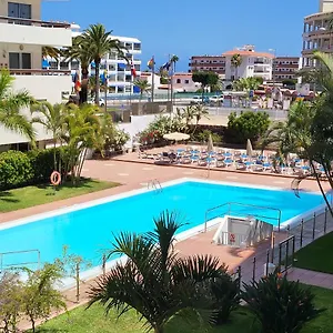 https://las-camelias-apartments.in-canary-islands.com
