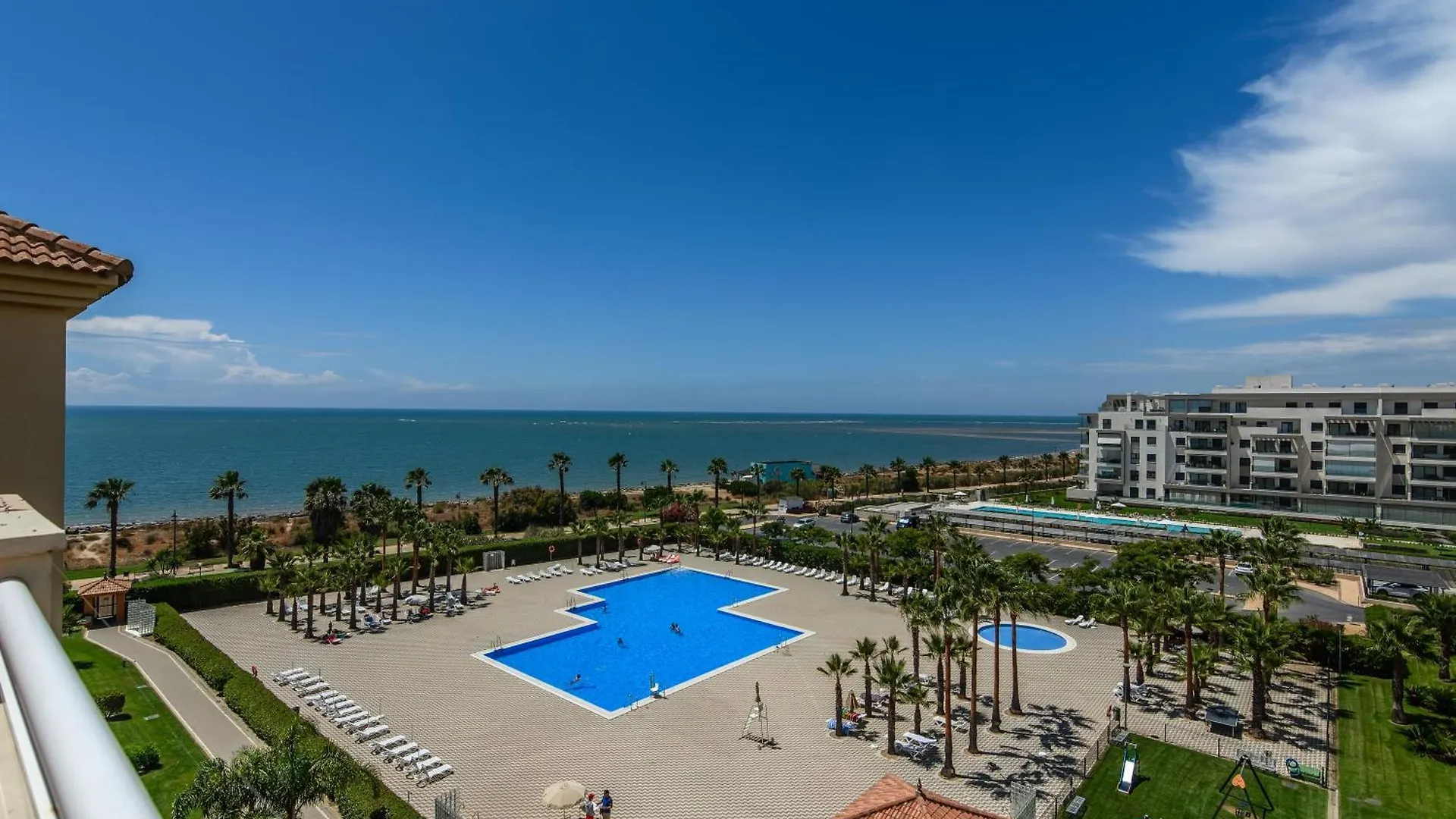 Daire Las Arenas By H Isla Canela
